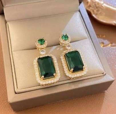 Gold Crystal Rhinestone Necklace Pendant Ring And Earrings Green Set UK