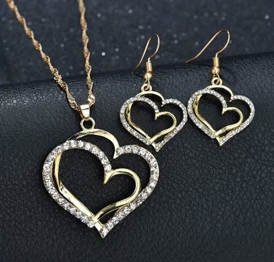 3 Pcs Set Of Jewellery Heart Shaped Earrings And Necklace Gifts Parties