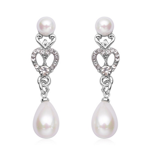 White Shell Pearl and White Austrian Crystal Earrings and Bracelet